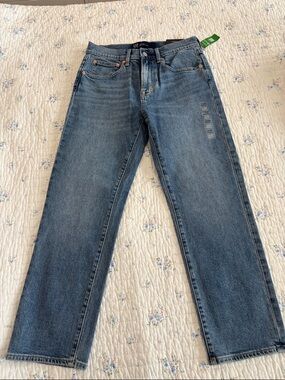 NEW! GAP Womens Relaxed Straight Crop Jeans - size 2 Regular
